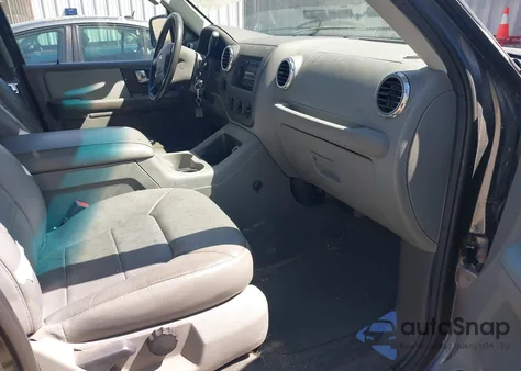 2004 Ford Expedition Nbx/Xlt z USA, uszkodzony, nr VIN 1FMFU16L54LA93460